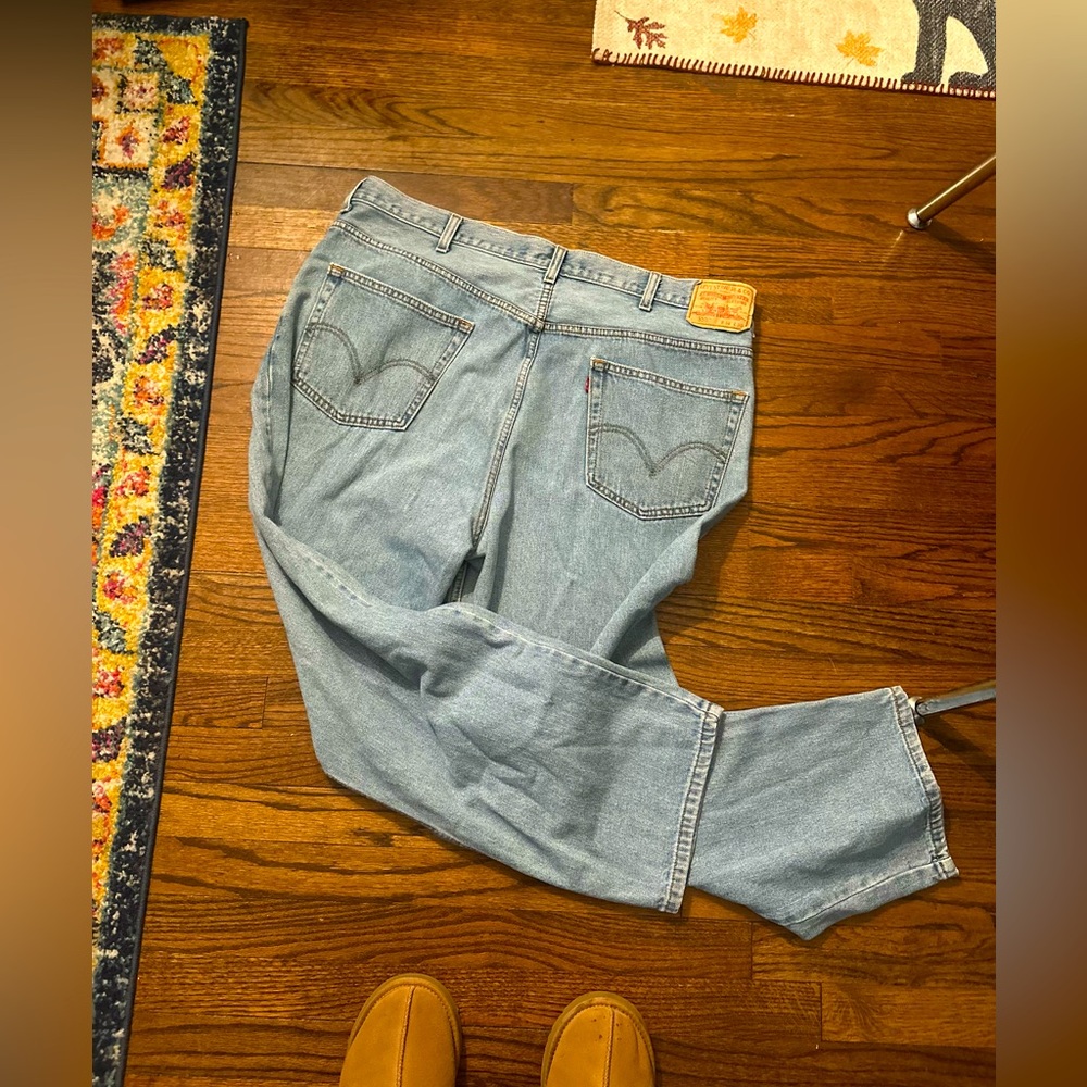 obo🔥 SALE Crazy Vintage levis 550 relaxed fit denim distressed styleLight wash